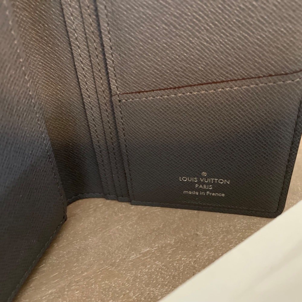Vuitton Brazza Long Wallet - Picture 4 of 4
